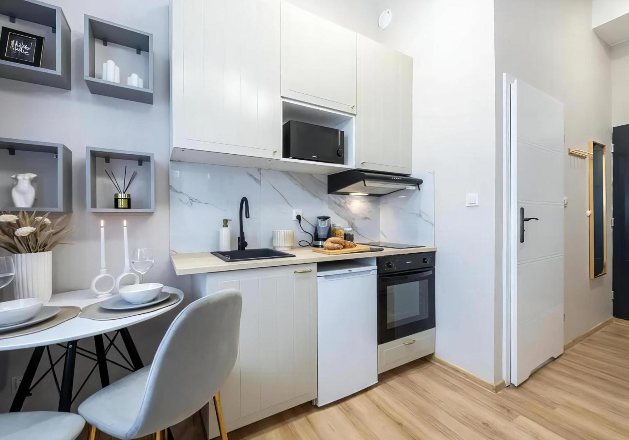 Q2 Warsaw Apartments Esterno foto